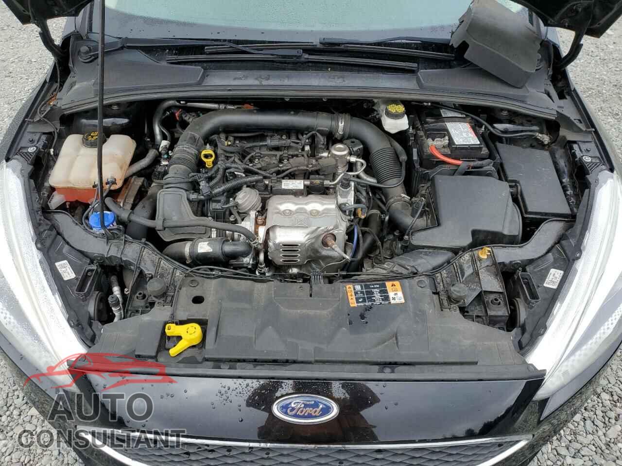 FORD FOCUS 2018 - 1FADP3FEXJL288116