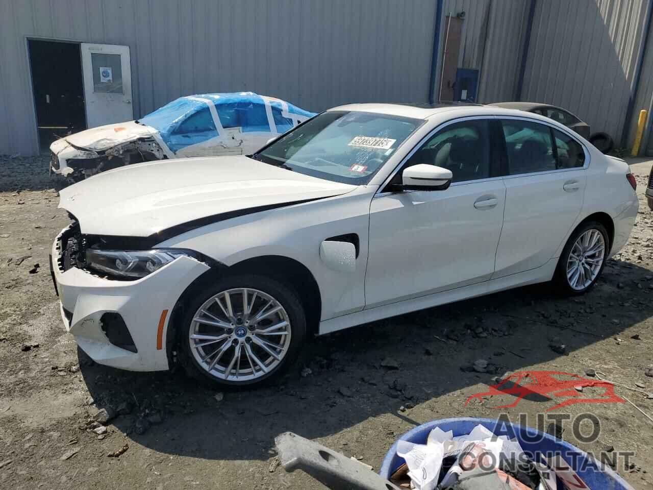 BMW 3 SERIES 2024 - 3MW39FS06R8E23331