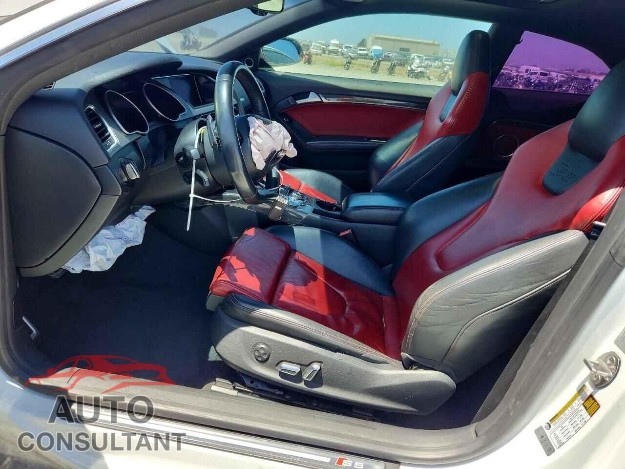 AUDI S5/RS5 2014 - WAUCGAFRXEA046258