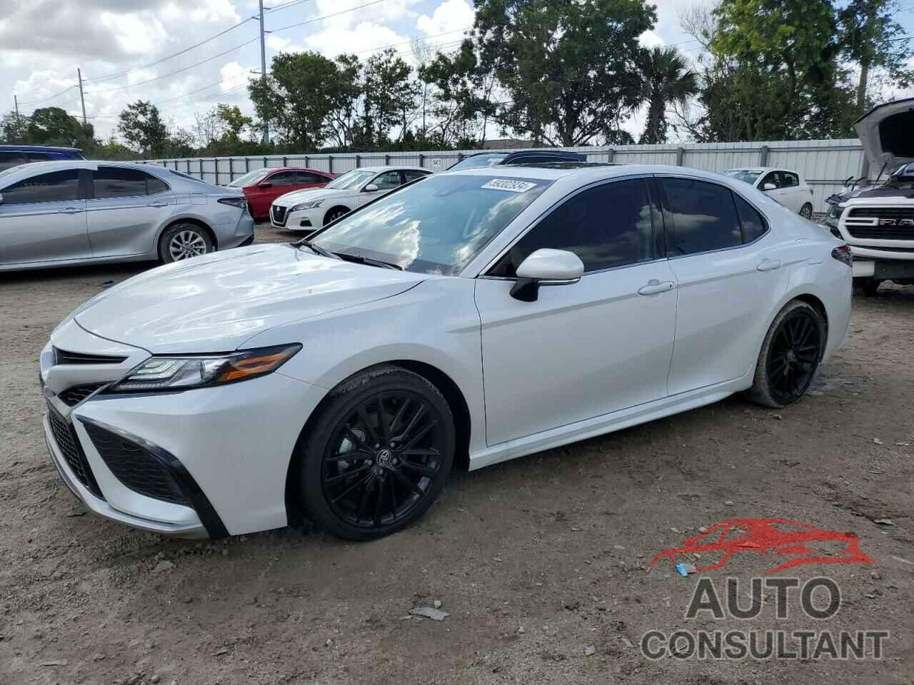 TOYOTA CAMRY 2024 - 4T1K31AK2RU631971