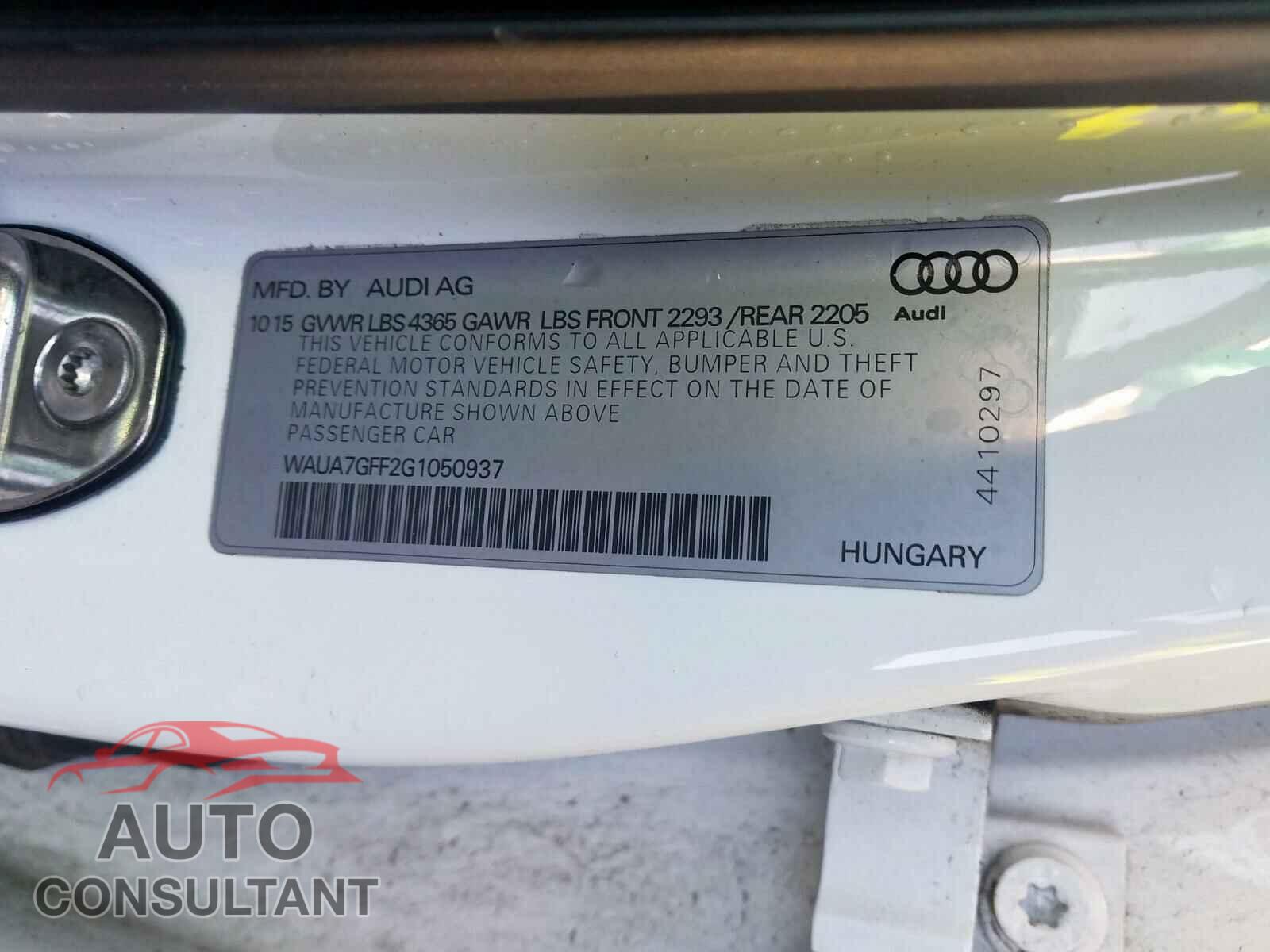 AUDI A3 2016 - WAUA7GFF2G1050937
