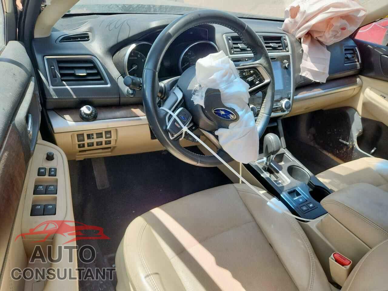 SUBARU OUTBACK 2018 - 4S4BSENC9J3371673