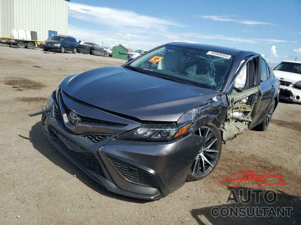 TOYOTA CAMRY 2022 - 4T1G11AK7NU617313