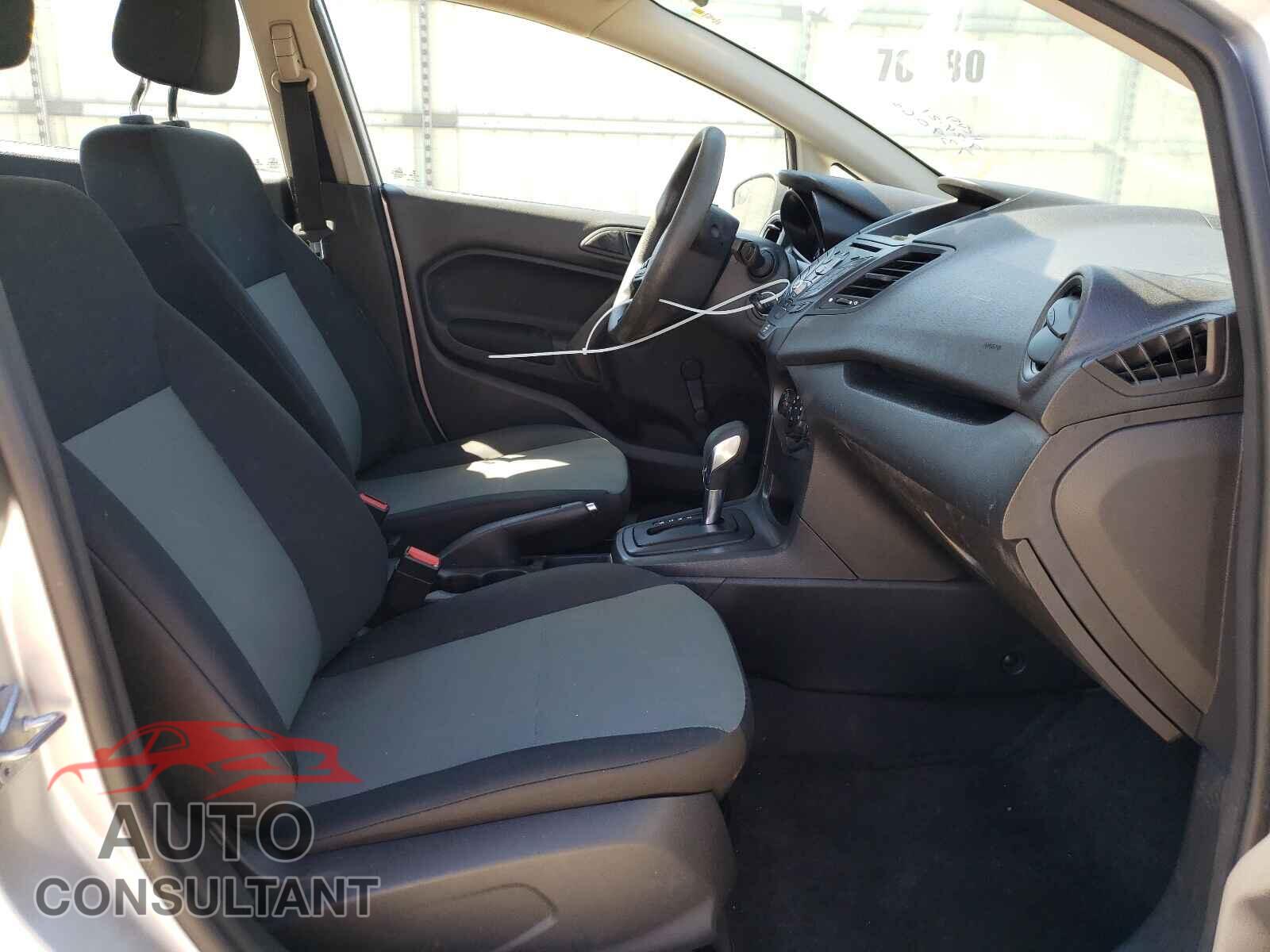 FORD FIESTA 2017 - 3FADP4AJ2HM167390