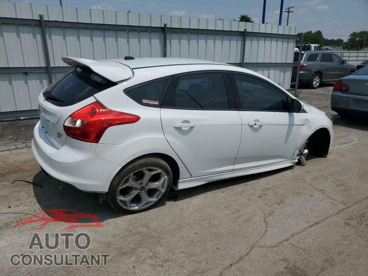 FORD FOCUS 2014 - 1FADP3L92EL438801