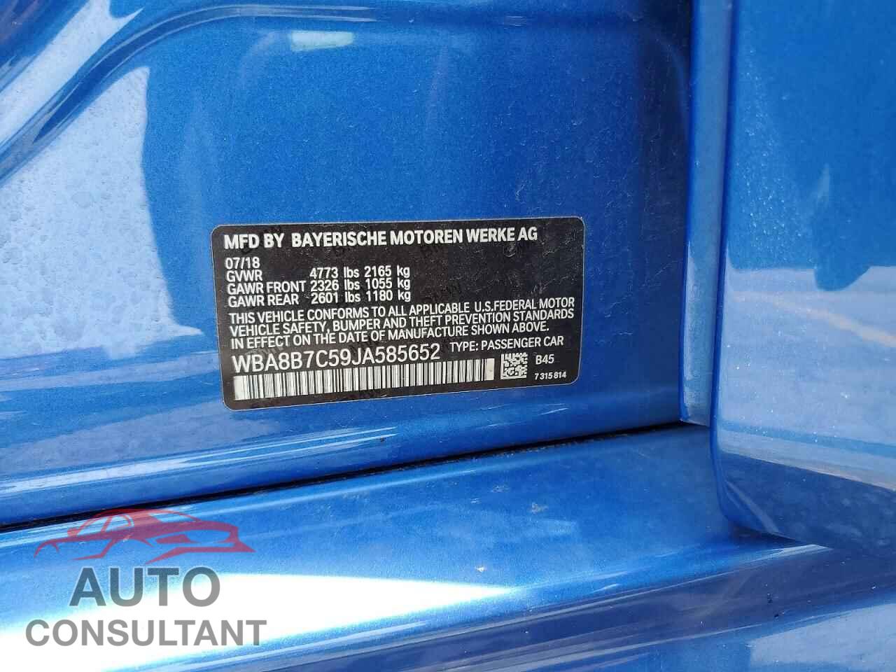 BMW 3 SERIES 2018 - WBA8B7C59JA585652