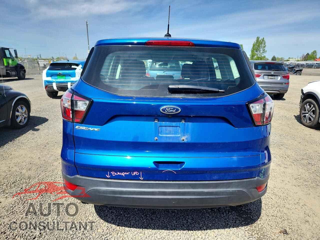 FORD ESCAPE 2018 - 1FMCU0F70JUC71104