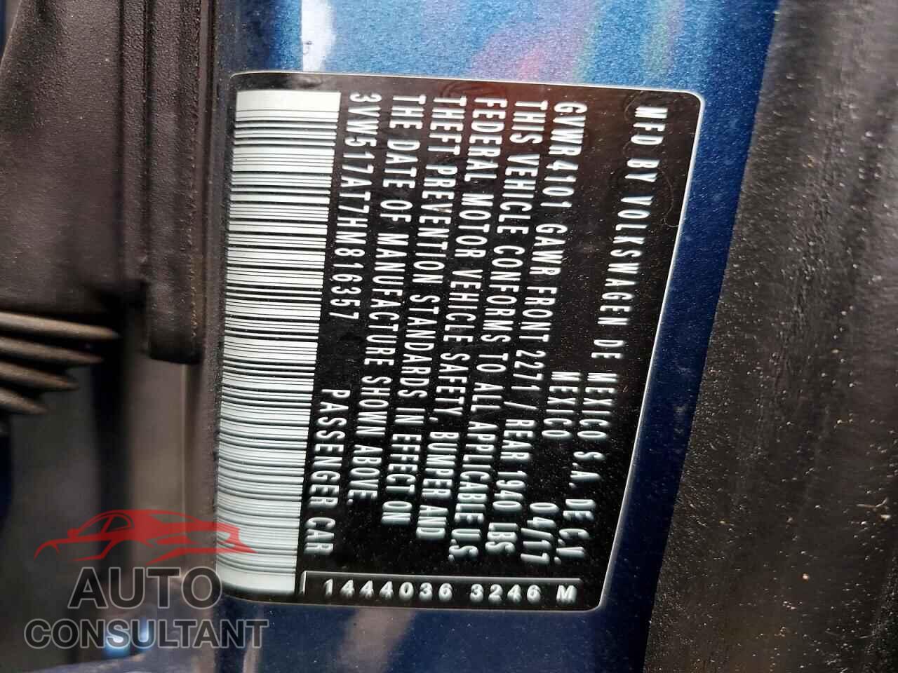 VOLKSWAGEN BEETLE 2017 - 3VW517AT7HM816357
