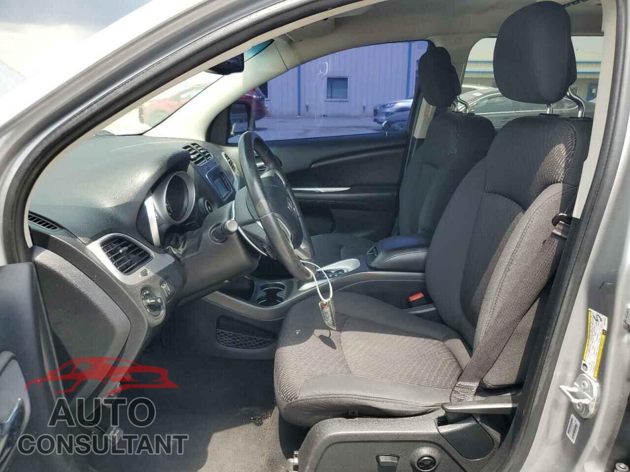 DODGE JOURNEY 2017 - 3C4PDCBB4HT507825