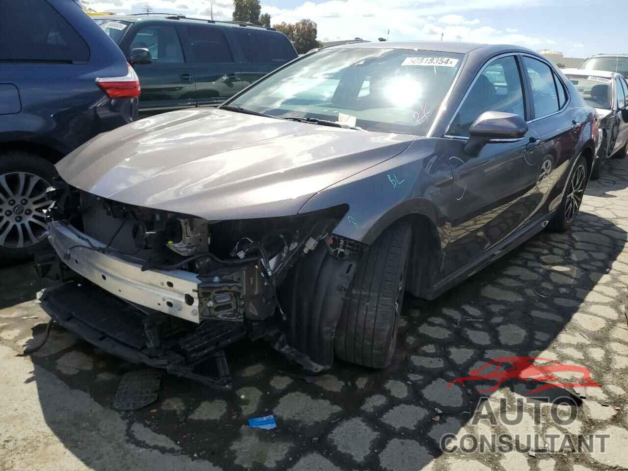 TOYOTA CAMRY 2022 - 4T1T11AK1NU692636