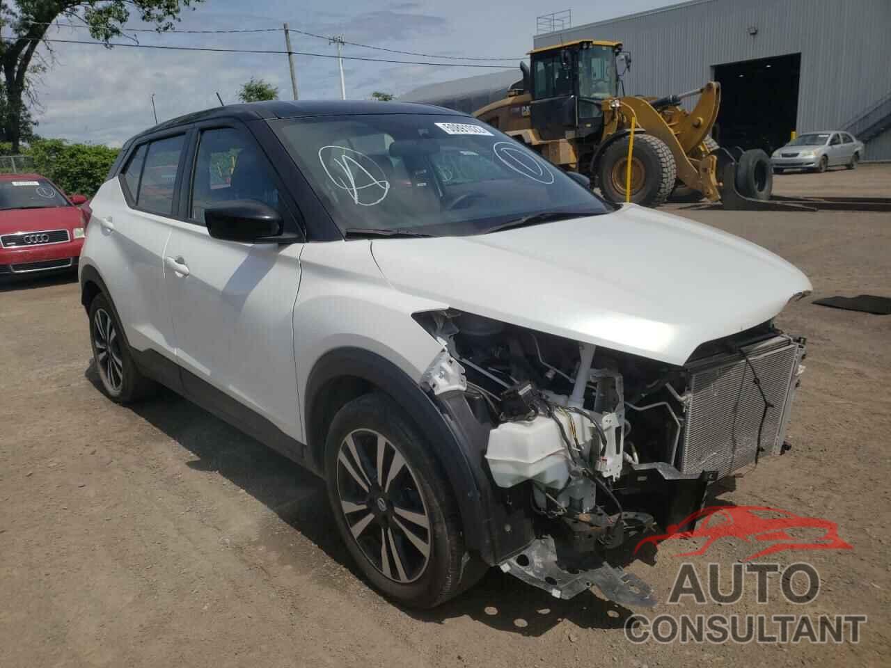 NISSAN KICKS 2018 - 3N1CP5CU1JL500065