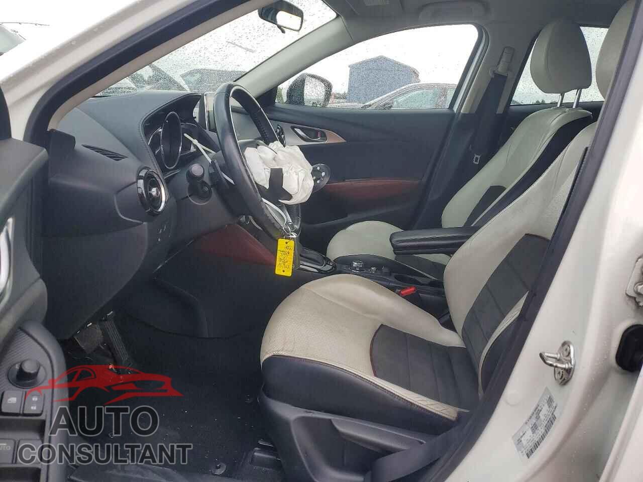 MAZDA CX-3 2017 - JM1DKFD79H0166230