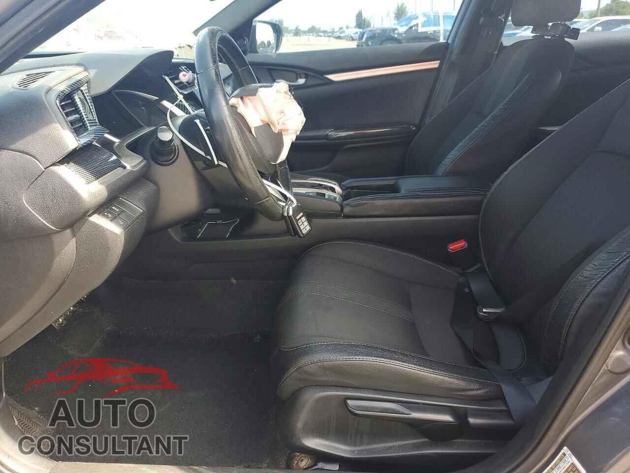 HONDA CIVIC 2019 - 2HGFC2F84KH555530