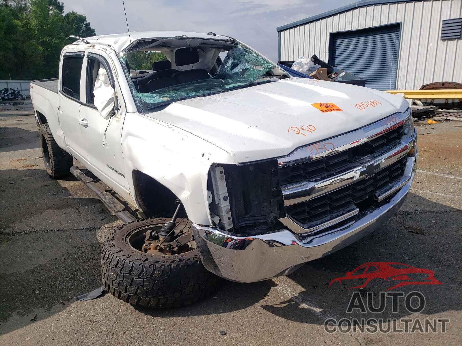 CHEVROLET SILVERADO 2017 - 1GCUKREC8HF135481
