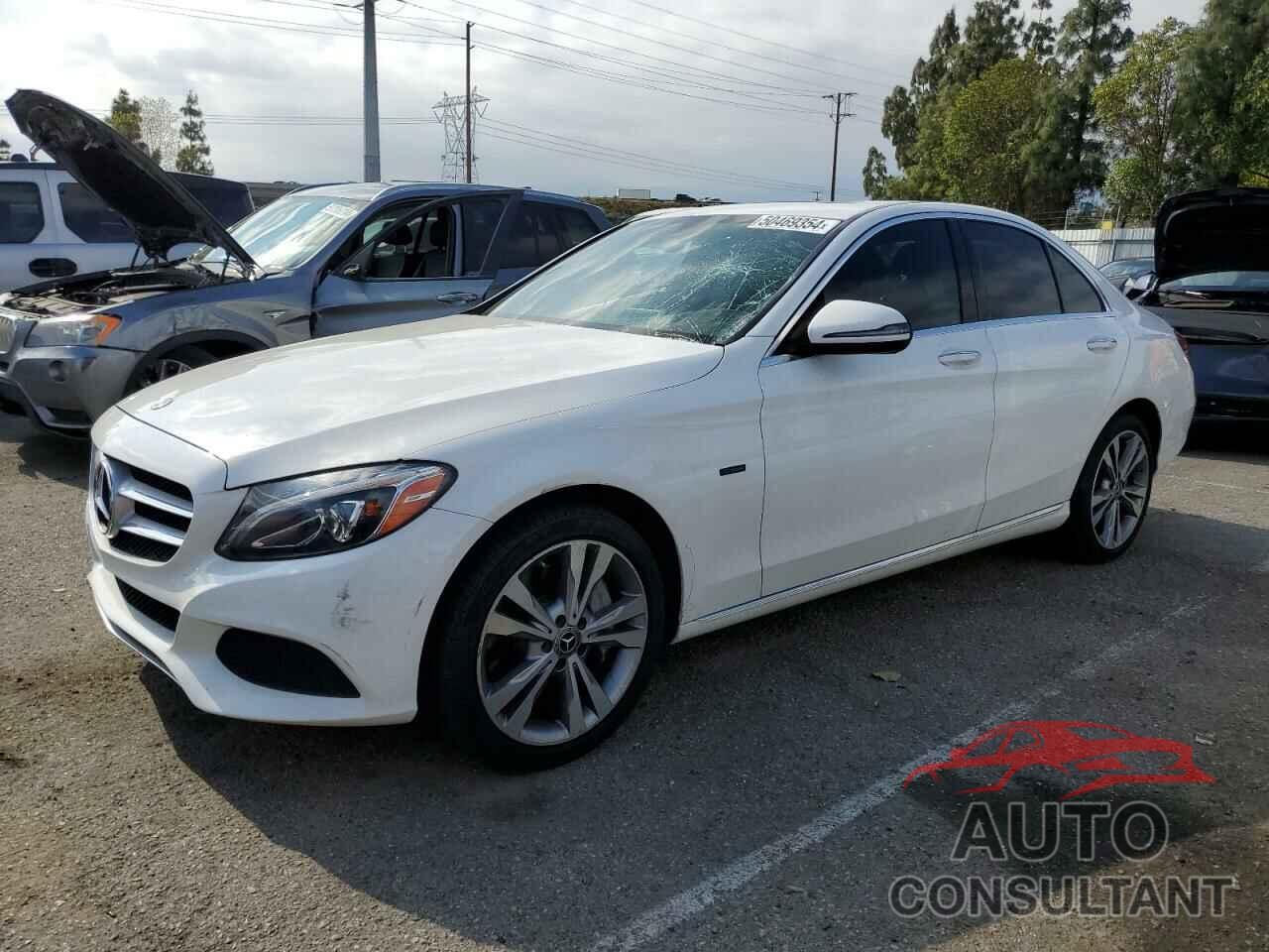 MERCEDES-BENZ C-CLASS 2018 - 55SWF4HB2JU270516