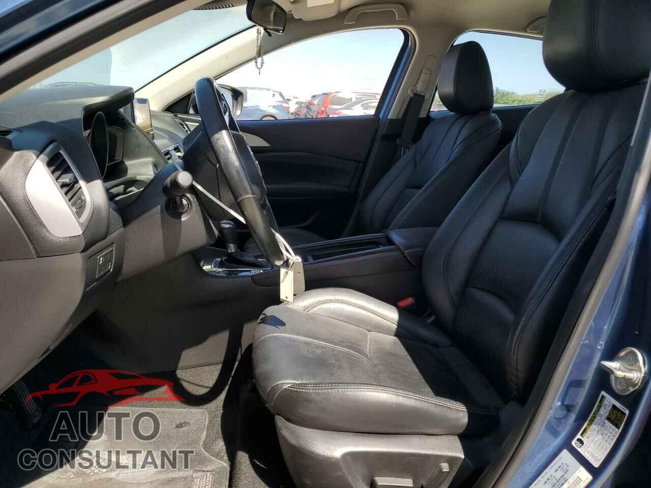 MAZDA 3 2017 - JM1BN1V77H1105212