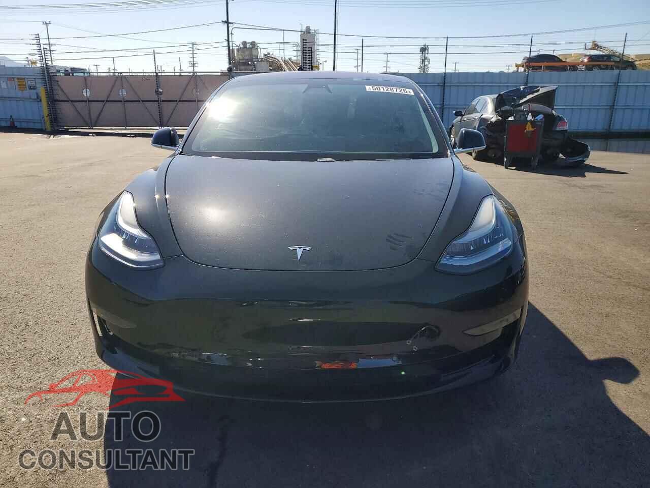 TESLA MODEL 3 2018 - 5YJ3E1EA8JF071049