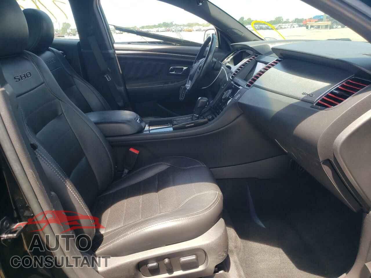 FORD TAURUS 2017 - 1FAHP2KT1HG109433