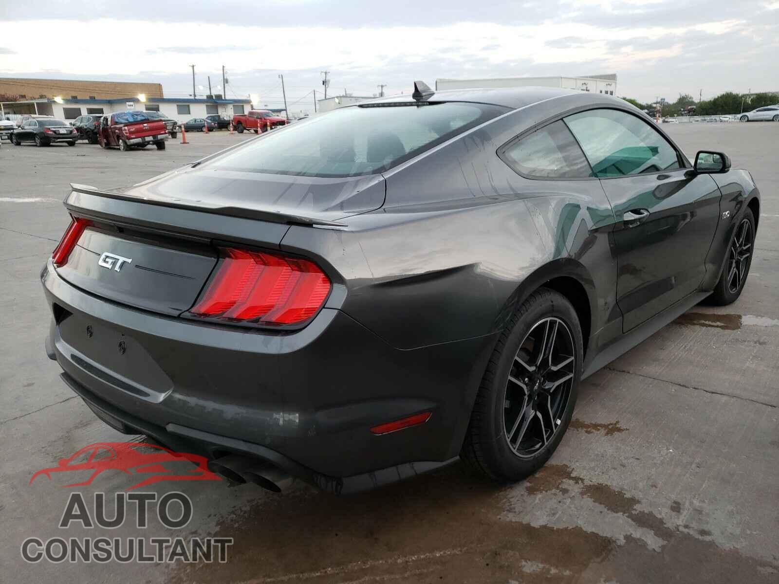 FORD MUSTANG 2020 - 1FA6P8CF2L5135997