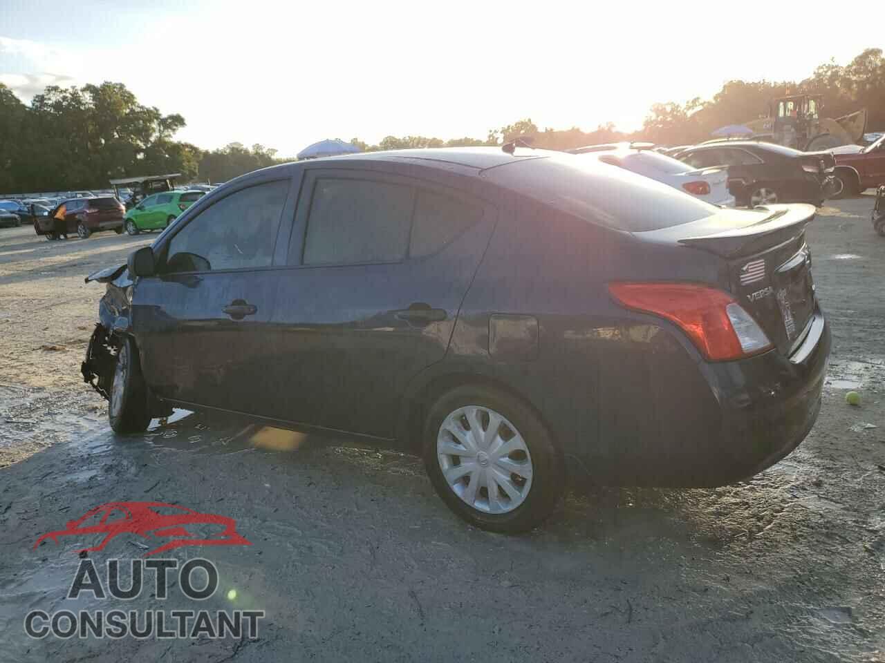 NISSAN VERSA 2014 - 3N1CN7AP1EL863132