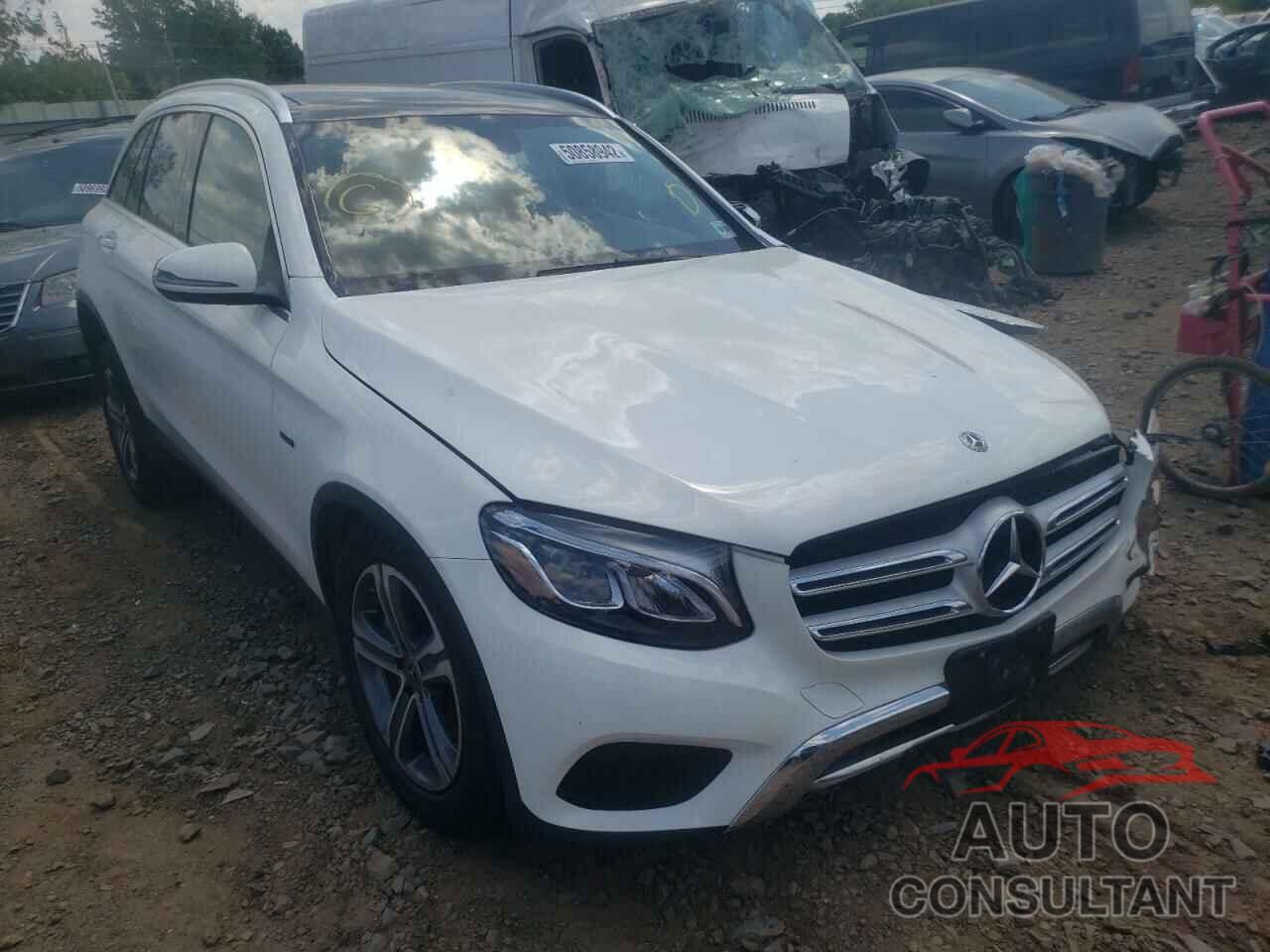 MERCEDES-BENZ GLC-CLASS 2019 - WDC0G5EB8KF590381