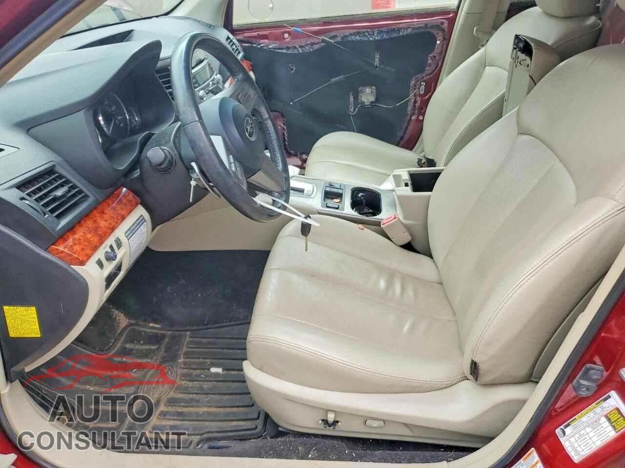 SUBARU OUTBACK 2011 - 4S4BRBKC7B3358663