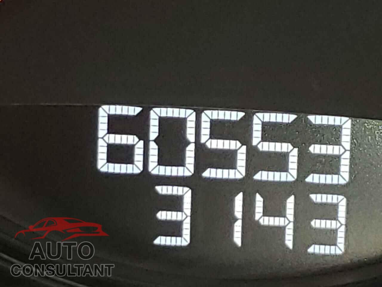 PORSCHE MACAN 2017 - WP1AA2A57HLB81811