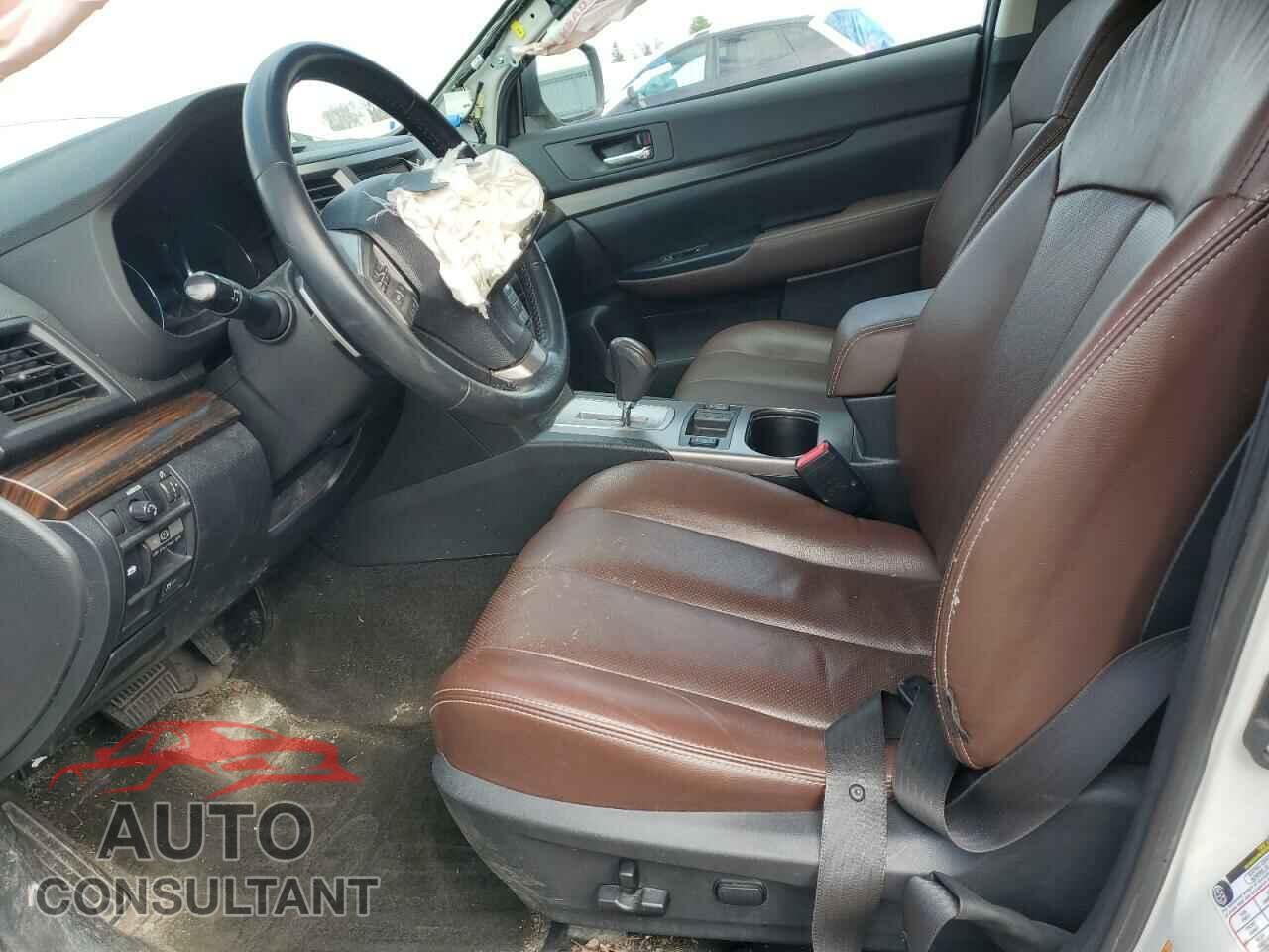 SUBARU OUTBACK 2014 - 4S4BRBPC3E3276331