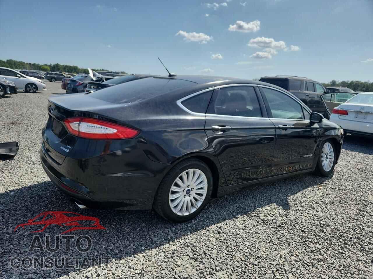 FORD FUSION 2015 - 3FA6P0LU7FR144566