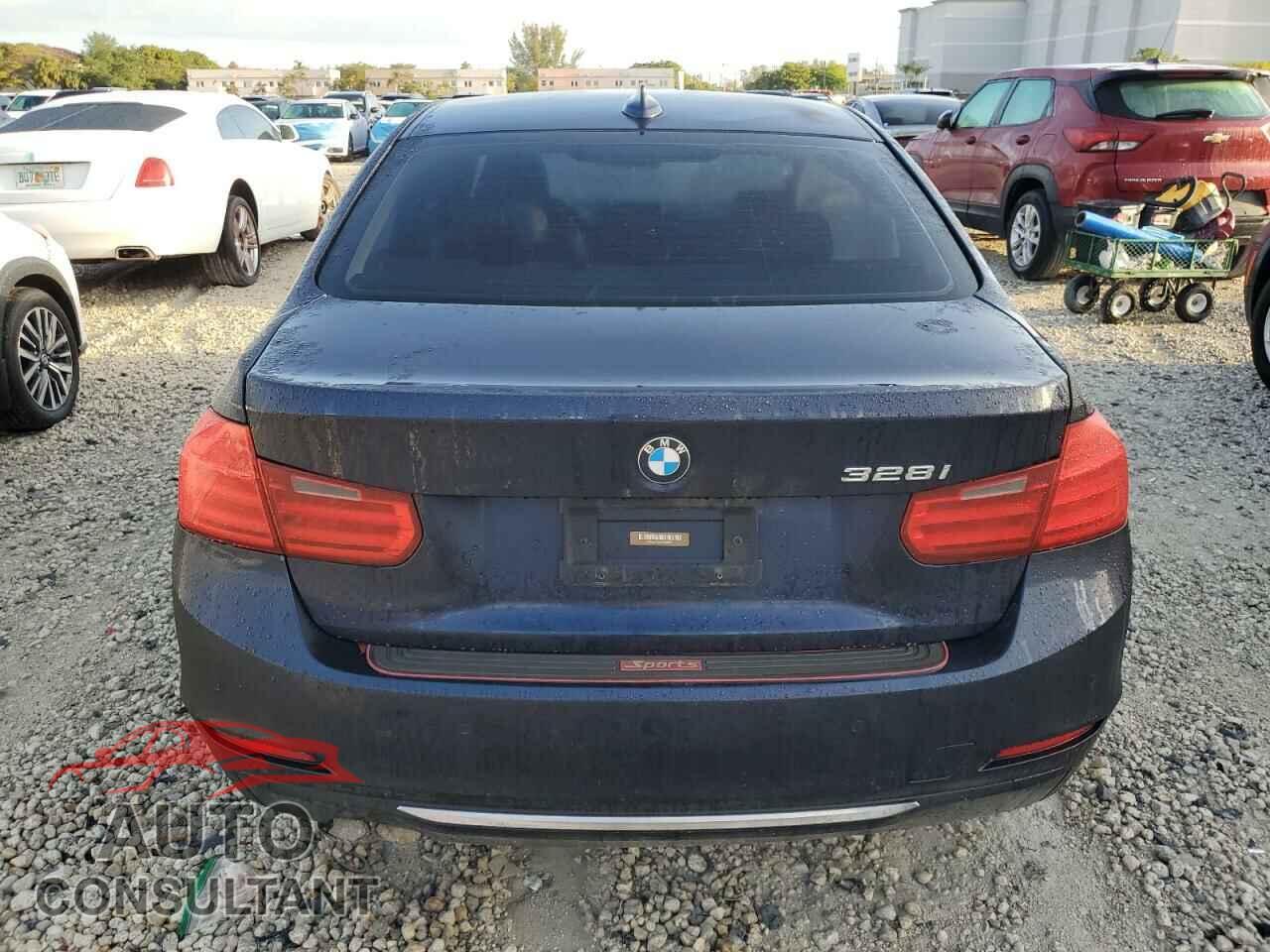 BMW 3 SERIES 2013 - WBA3C1C55DF438191