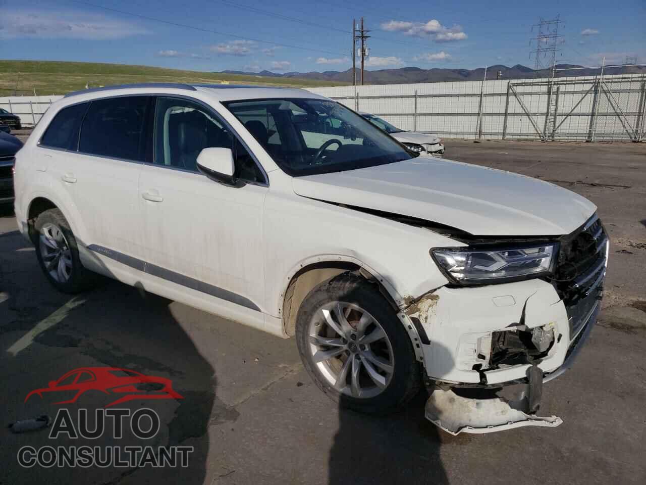 AUDI Q7 2017 - WA1LAAF79HD045800