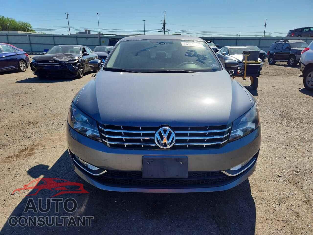 VOLKSWAGEN PASSAT 2014 - 1VWCN7A38EC010178