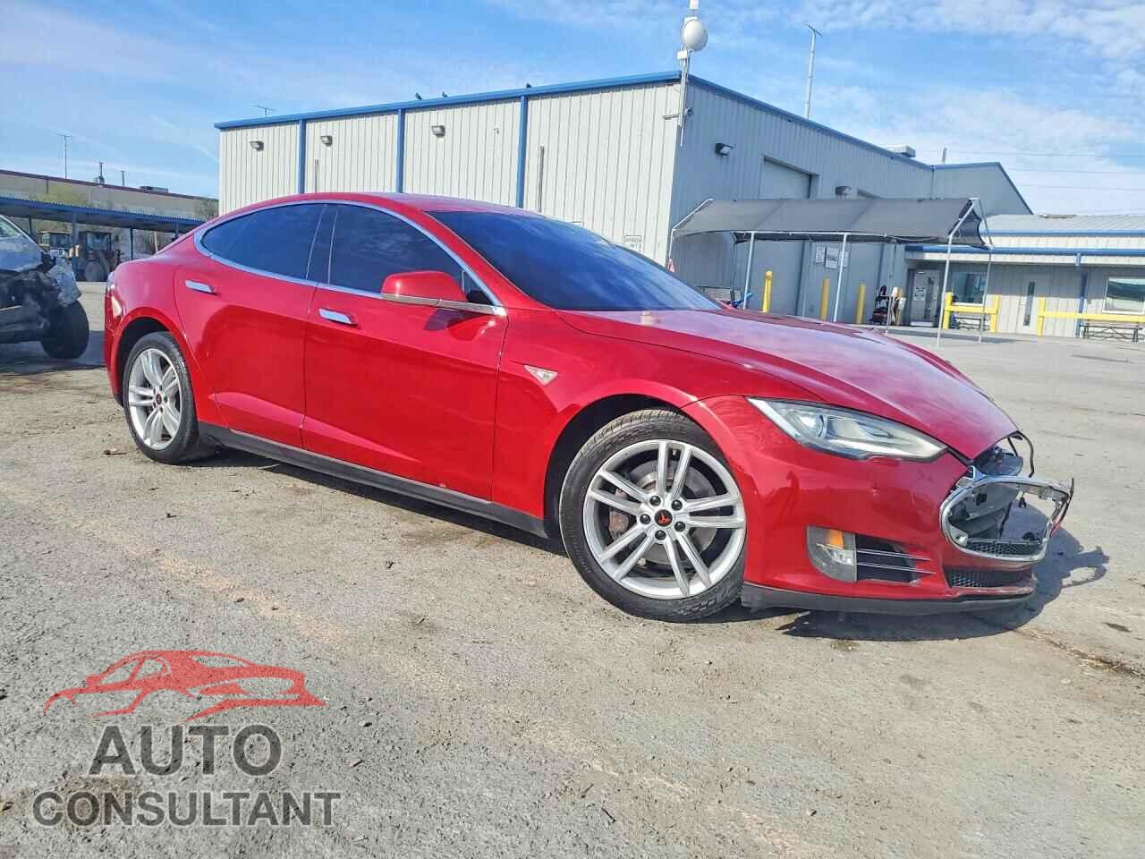 TESLA MODEL S 2013 - 5YJSA1AG0DFP13592
