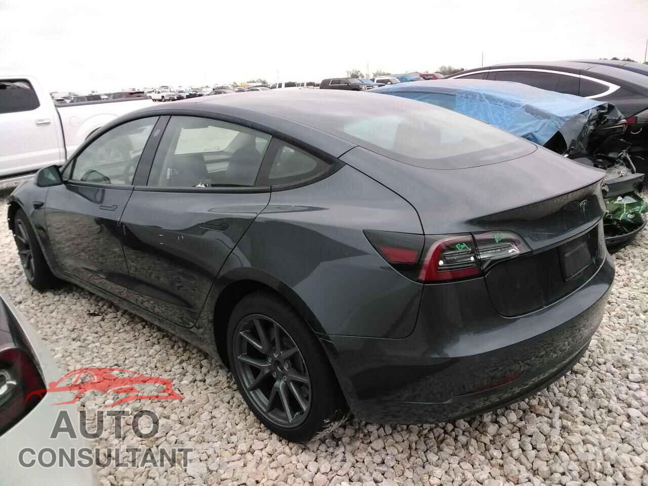 TESLA MODEL 3 2022 - 5YJ3E1EB6NF297038