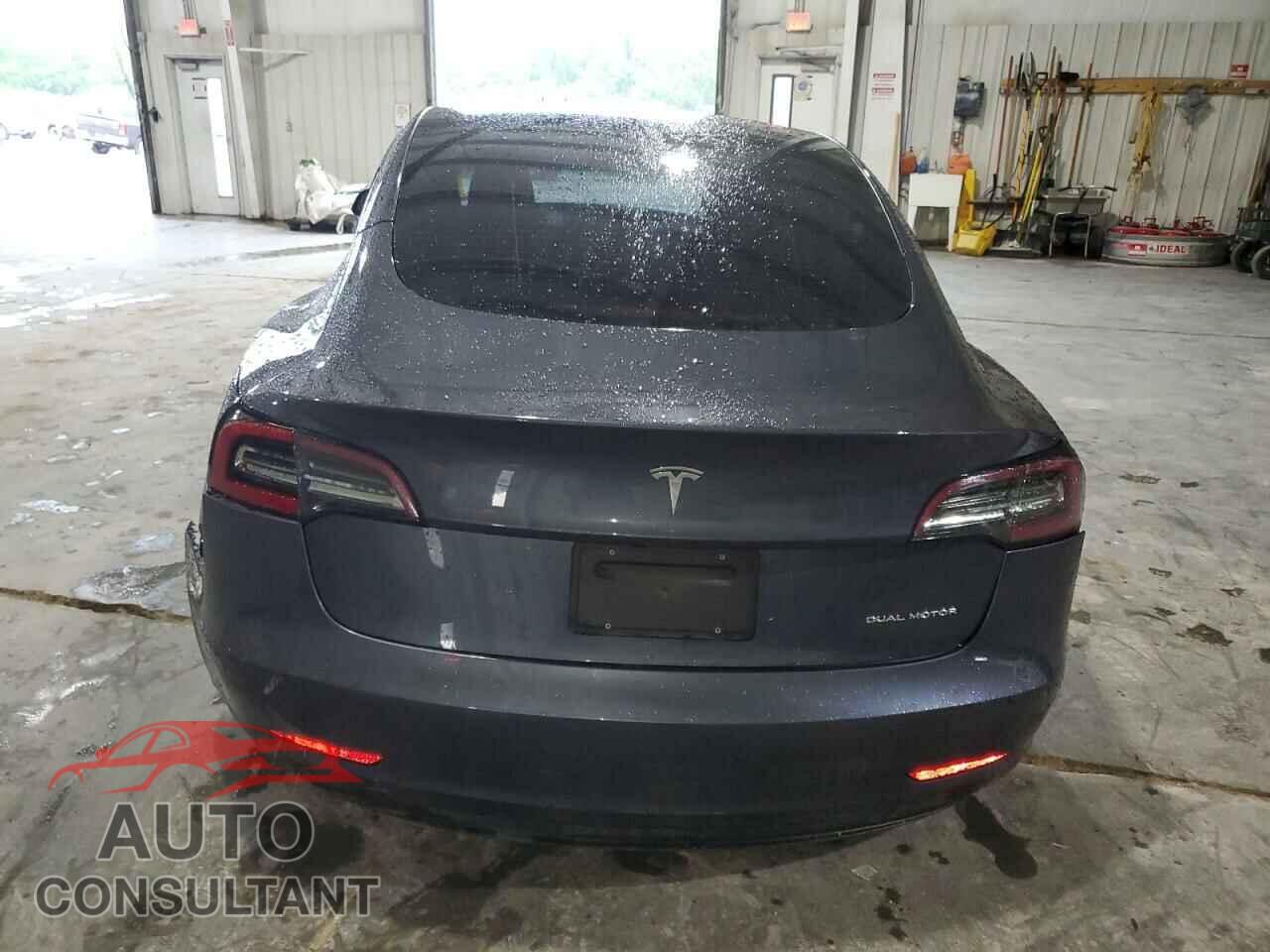 TESLA MODEL 3 2022 - 5YJ3E1EB5NF120979
