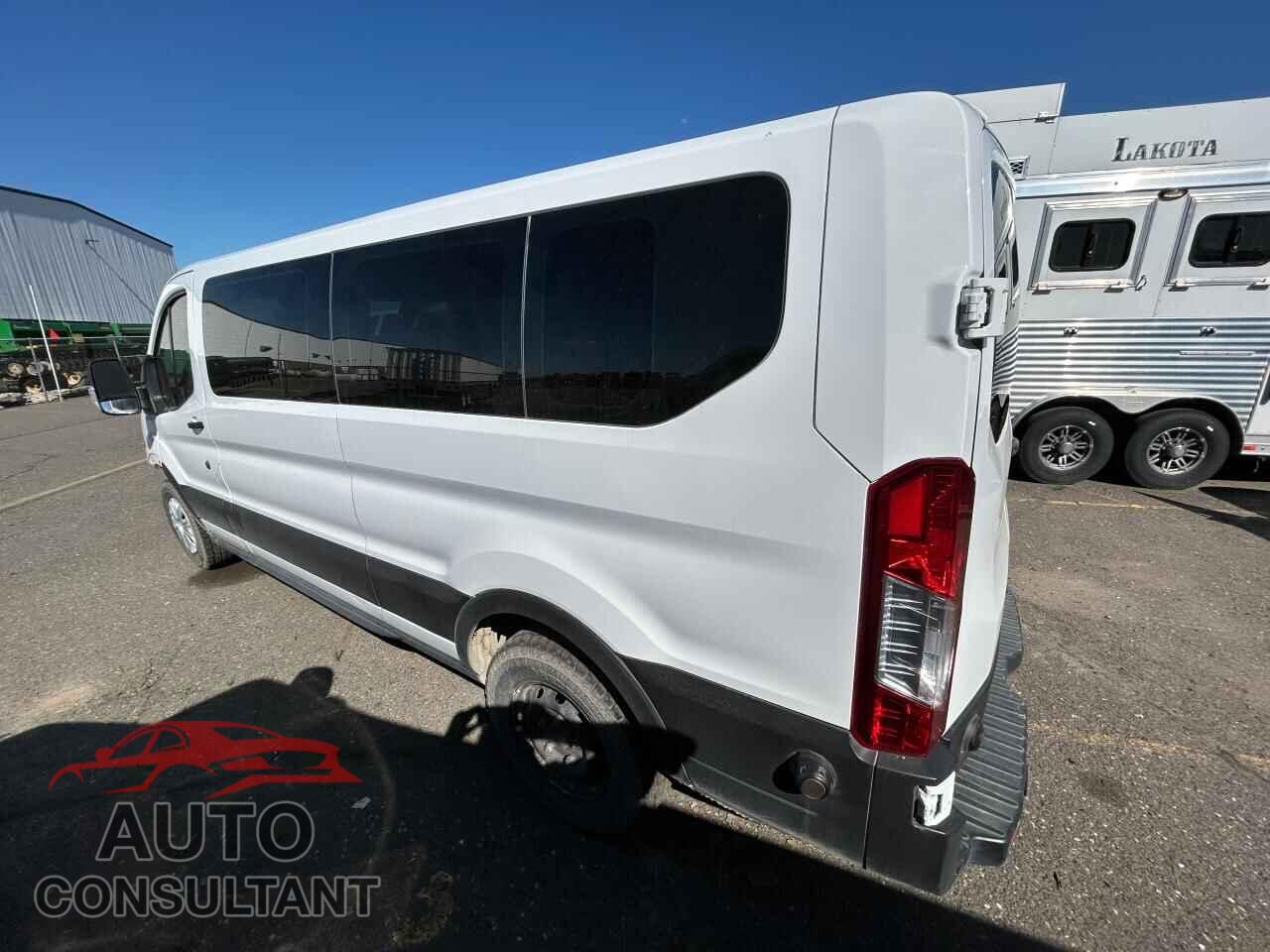 FORD TRANSIT 2019 - 1FBZX2YM1KKA63206