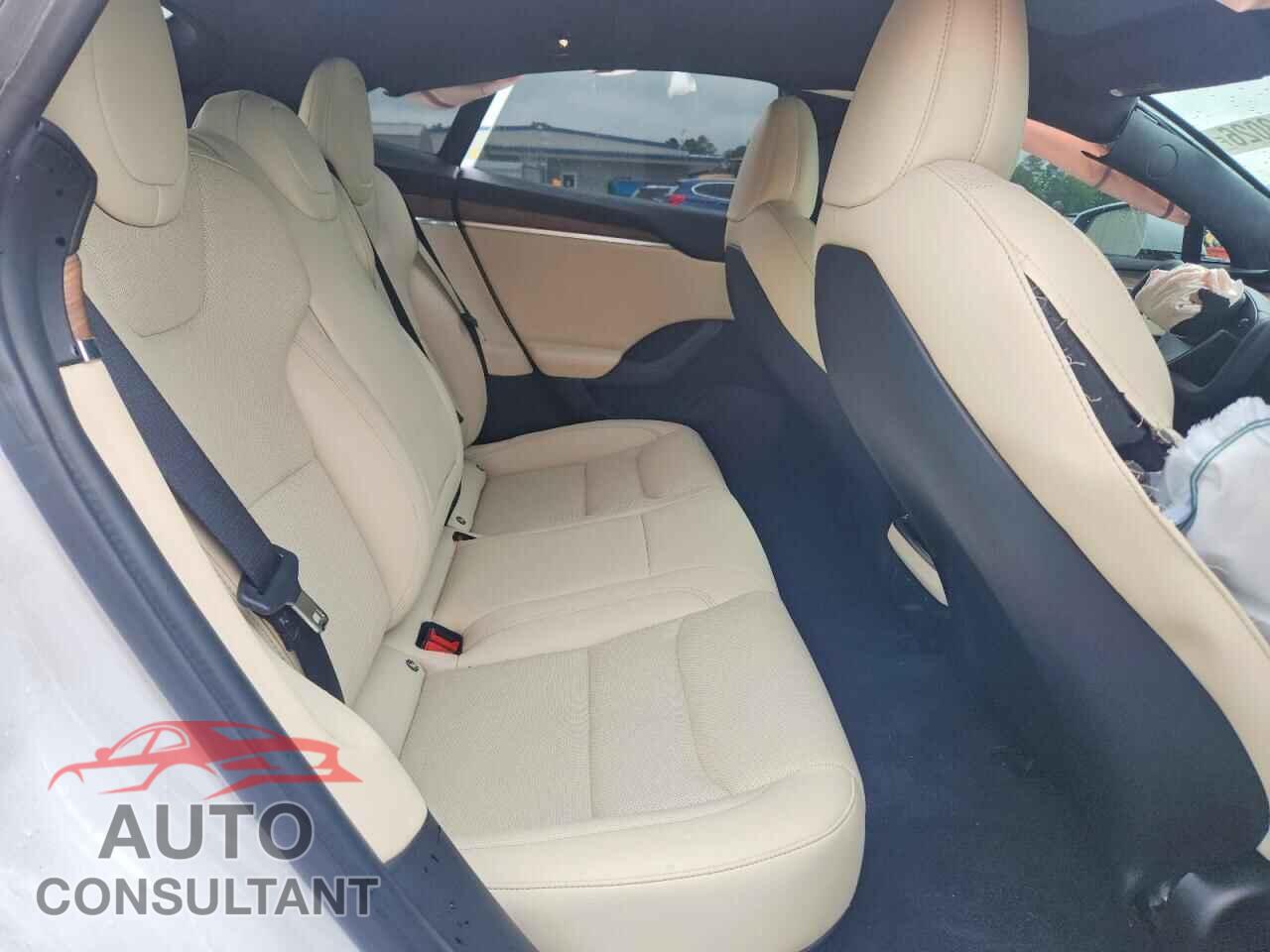 TESLA MODEL S 2022 - 5YJSA1E54NF489205