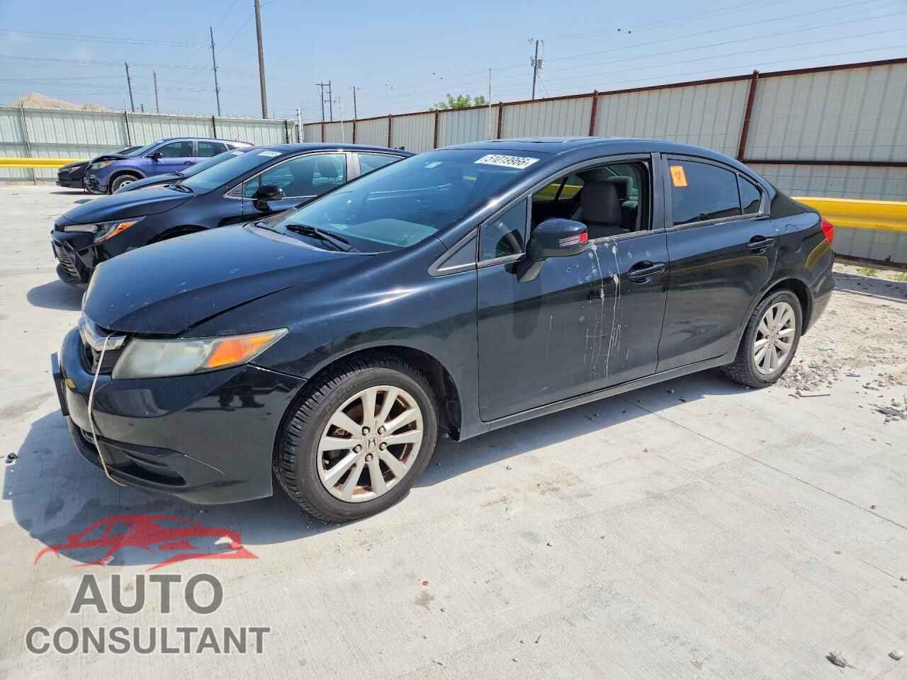 HONDA CIVIC 2012 - 2HGFB2F86CH606577