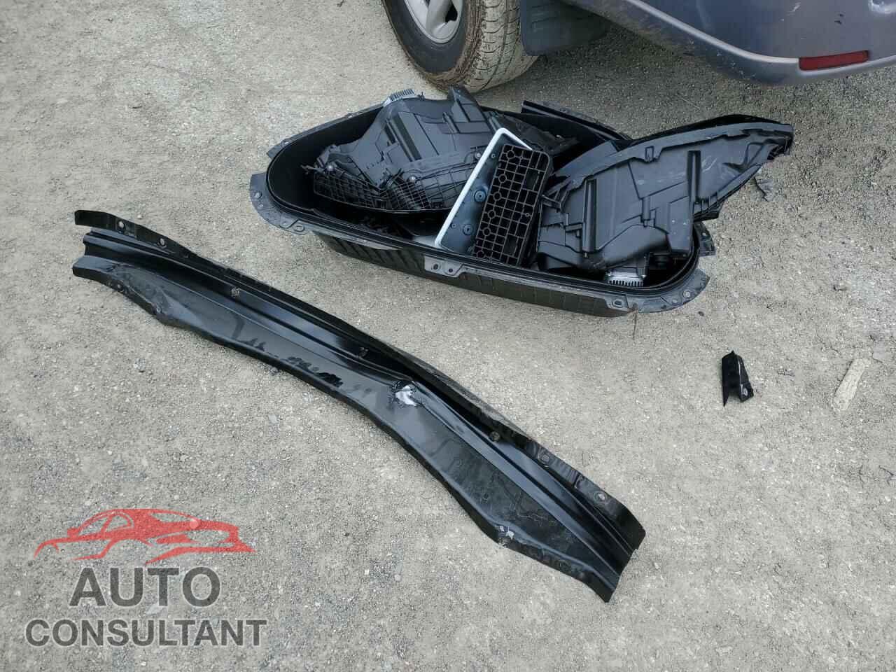 TESLA MODEL S 2022 - 5YJSA1E59NF477471