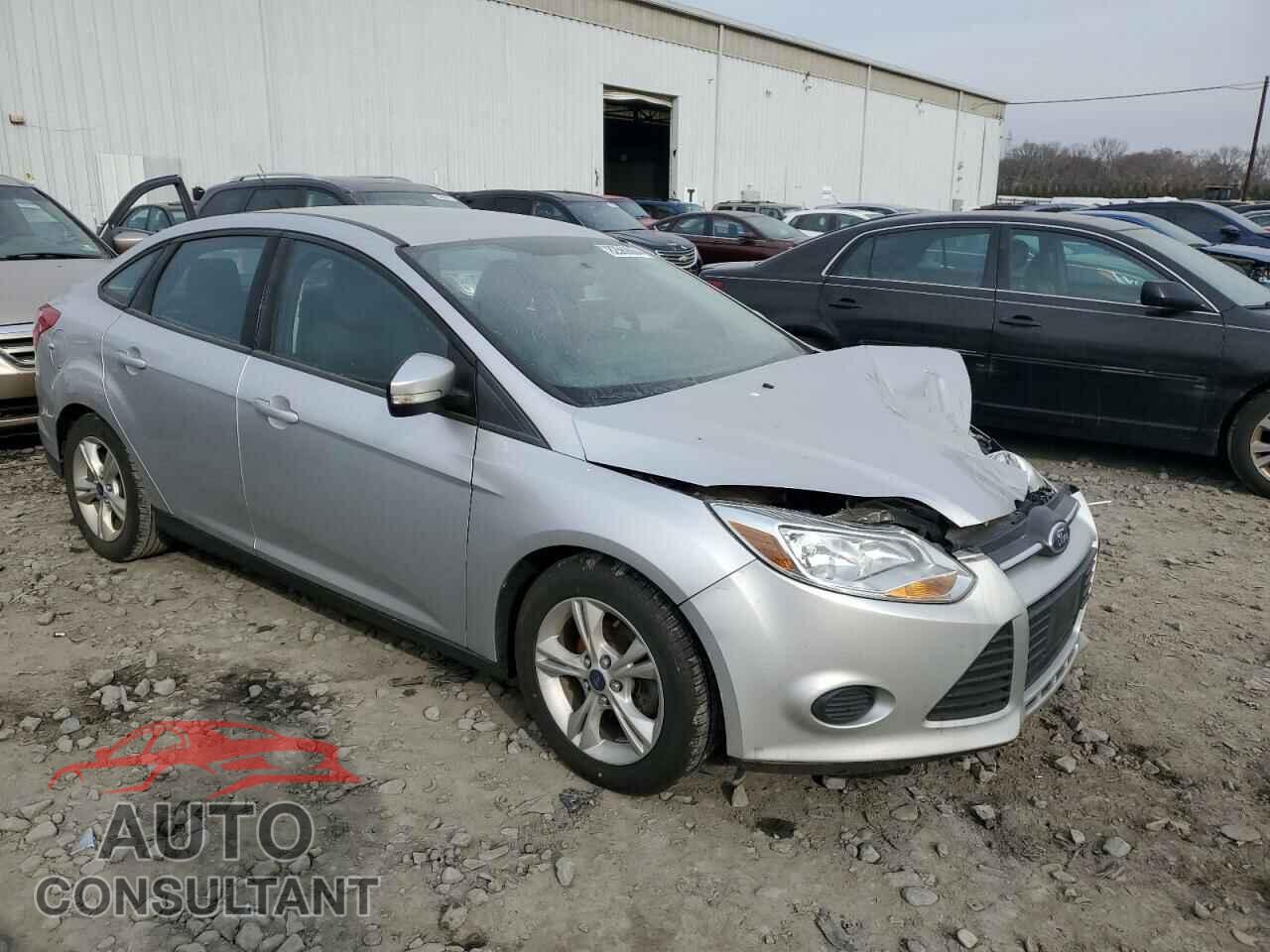 FORD FOCUS 2014 - 1FADP3F2XEL424594