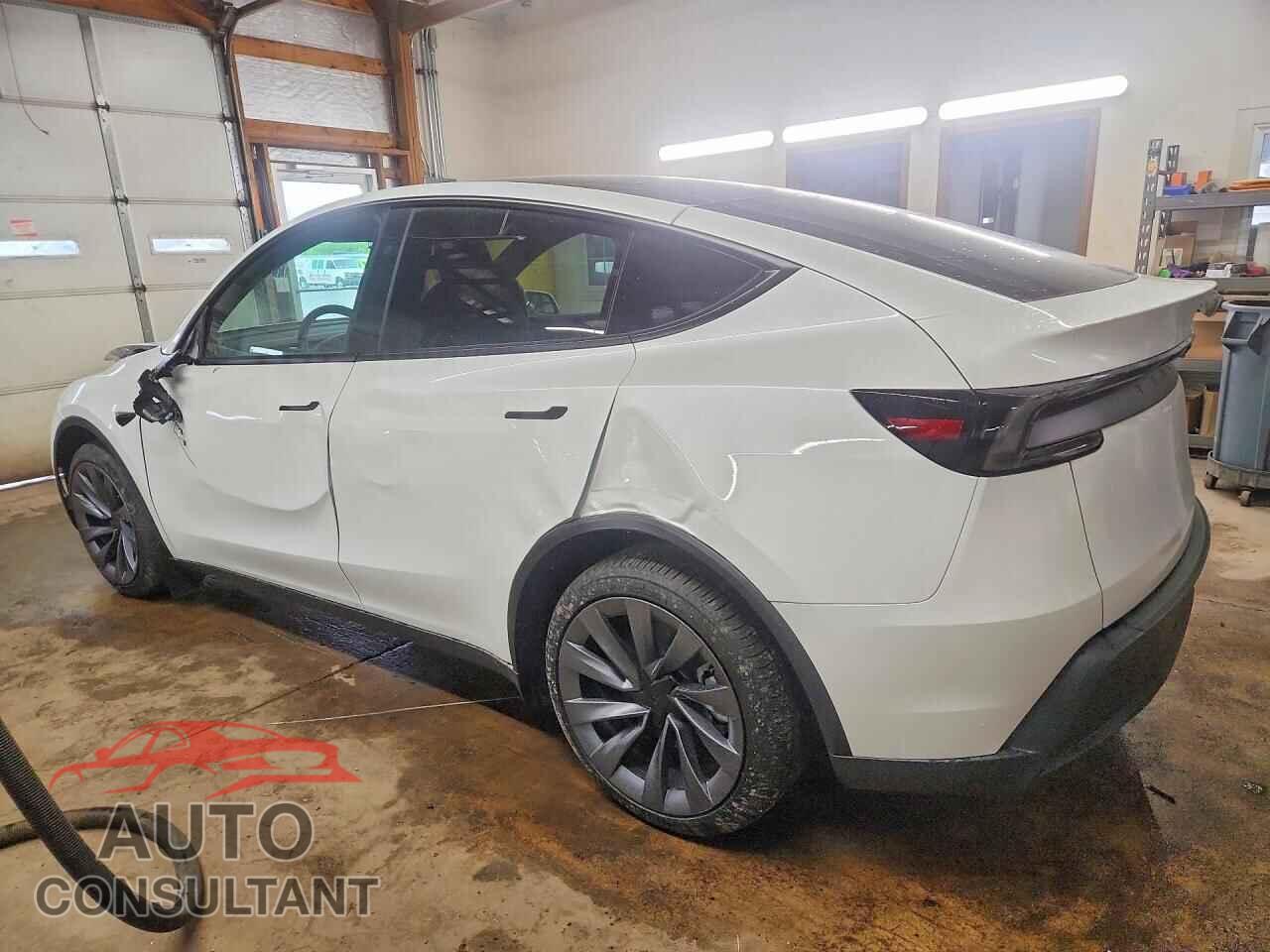 TESLA MODEL Y 2026 - 7SAYGDEEXTF581624