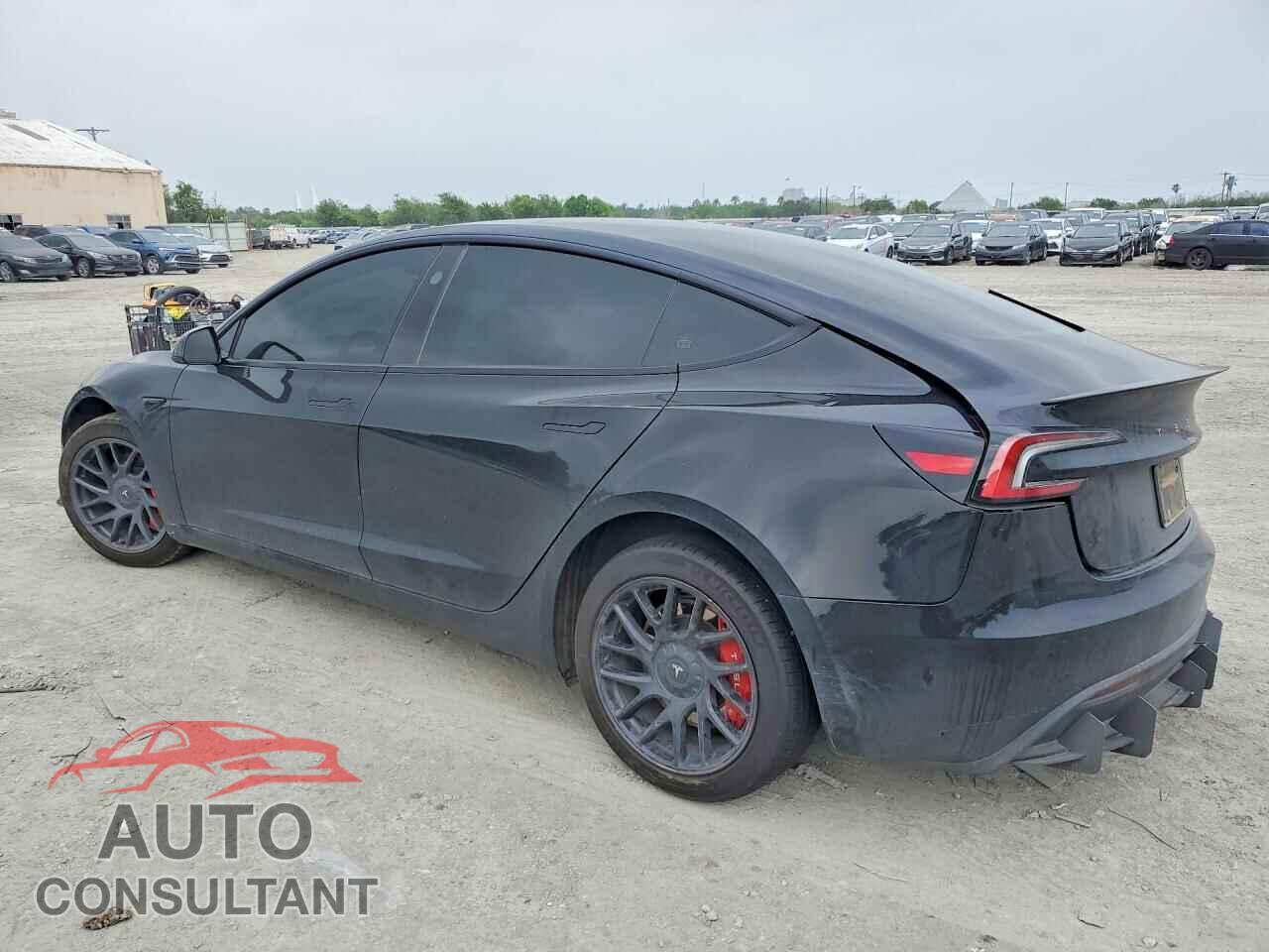 TESLA MODEL 3 2024 - 5YJ3E1EA0RF860792