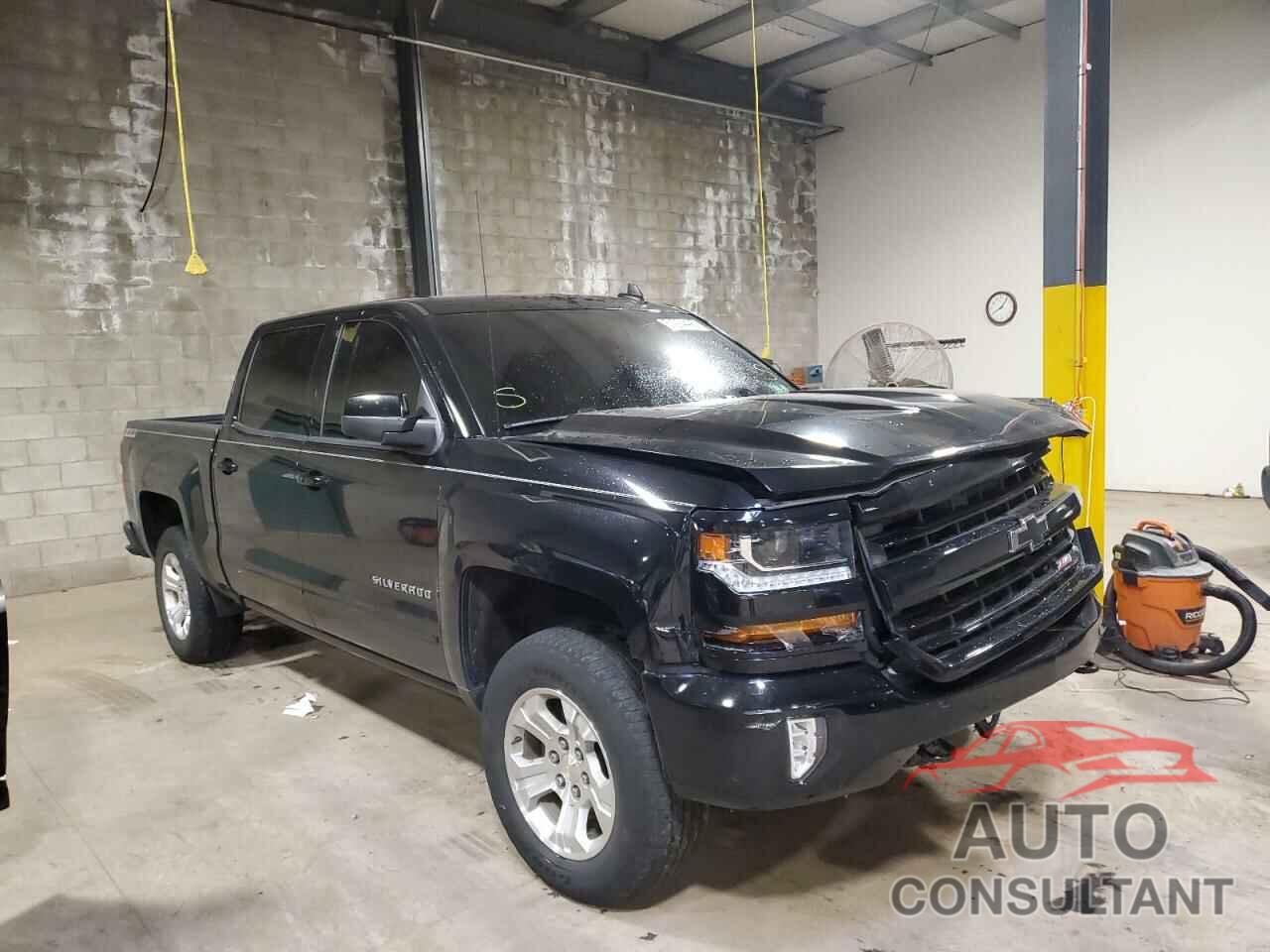 CHEVROLET SILVERADO 2018 - 3GCUKREC0JG455849