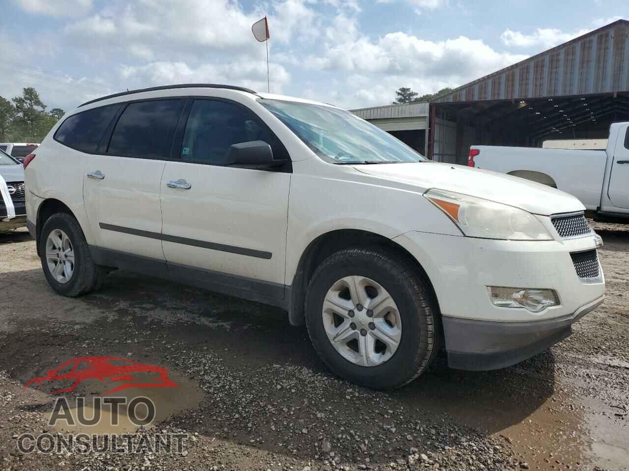 CHEVROLET TRAVERSE 2011 - 1GNKREED5BJ174190