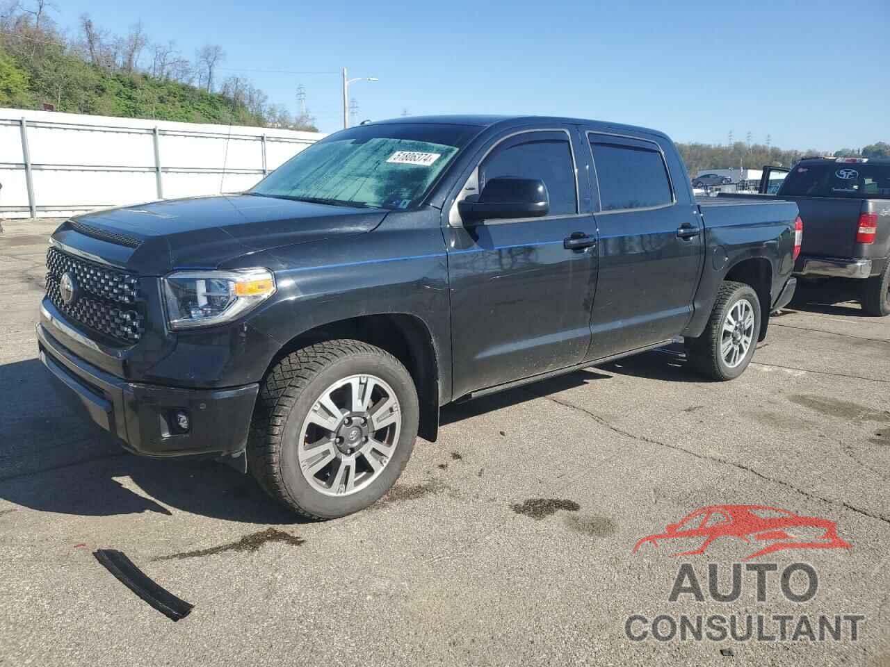 TOYOTA TUNDRA 2018 - 5TFAY5F17JX734959