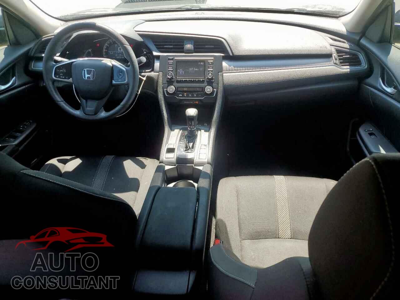 HONDA CIVIC 2018 - 19XFC2F53JE013155