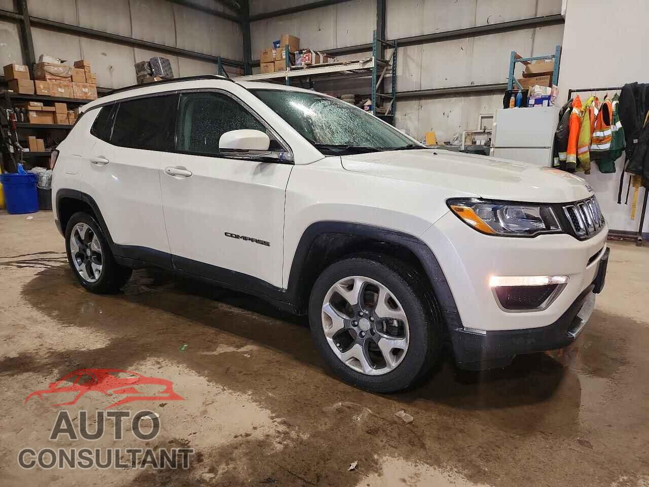 JEEP COMPASS 2018 - 3C4NJDCB5JT107329