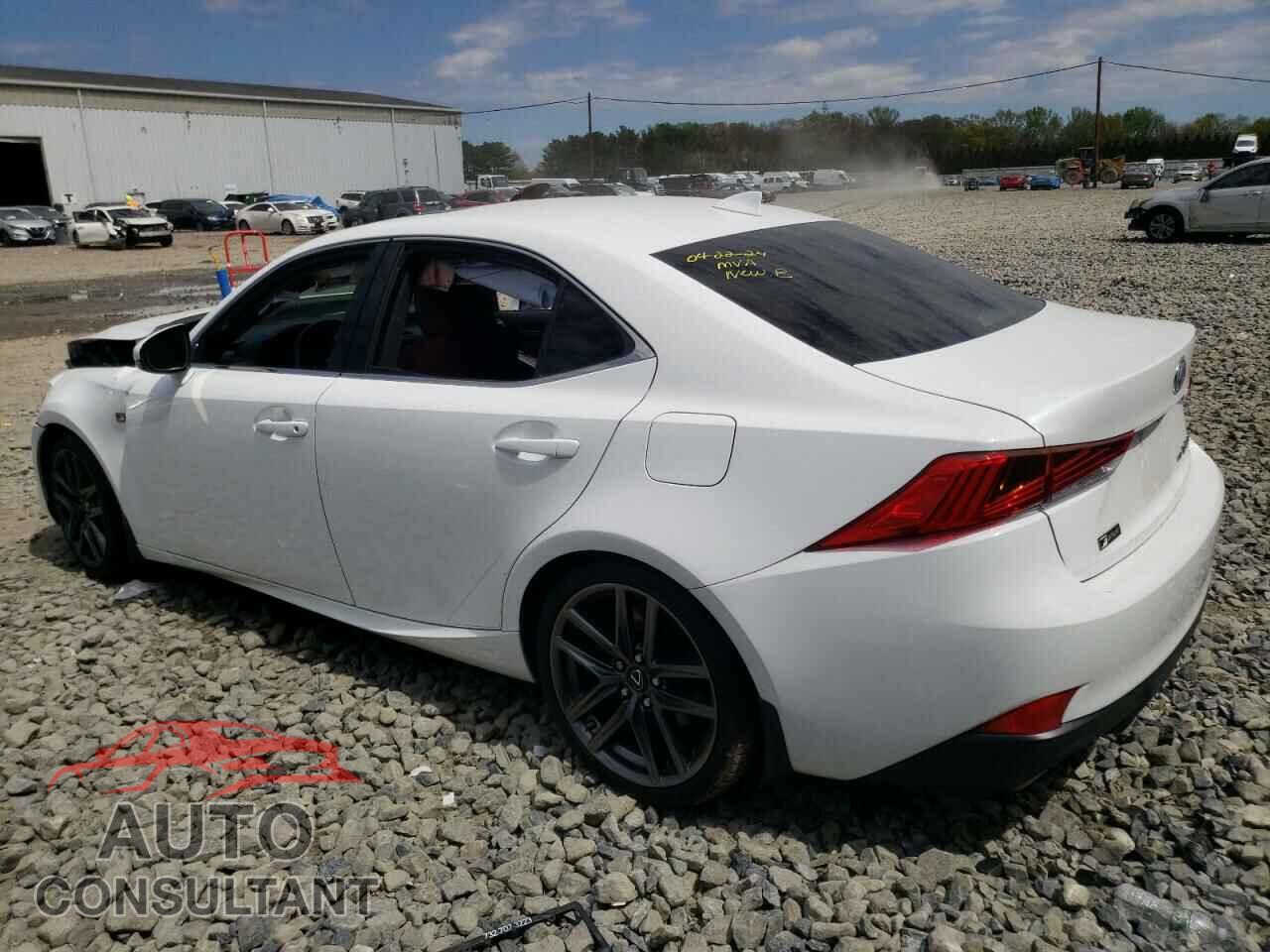 LEXUS IS 2018 - JTHC81D29J5031032