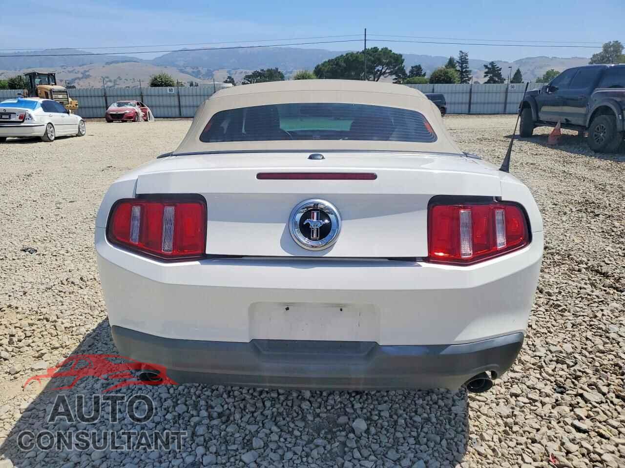FORD MUSTANG 2012 - 1ZVBP8EM1C5236997