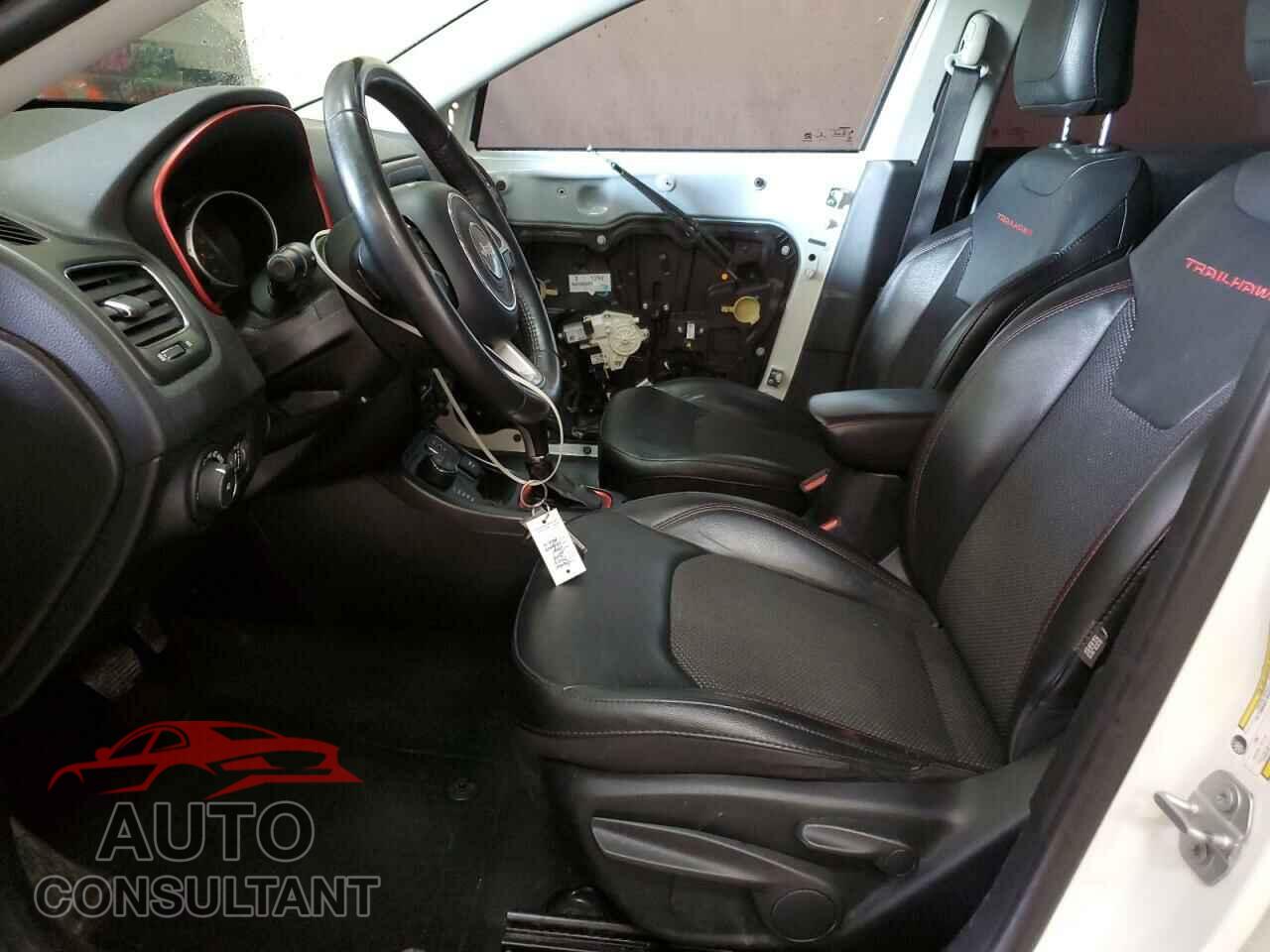 JEEP COMPASS 2019 - 3C4NJDDB3KT775744